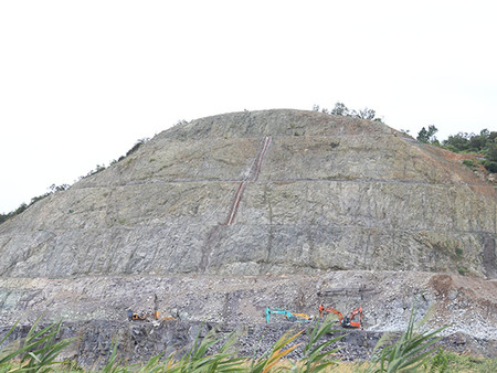 金井头凝灰岩矿山